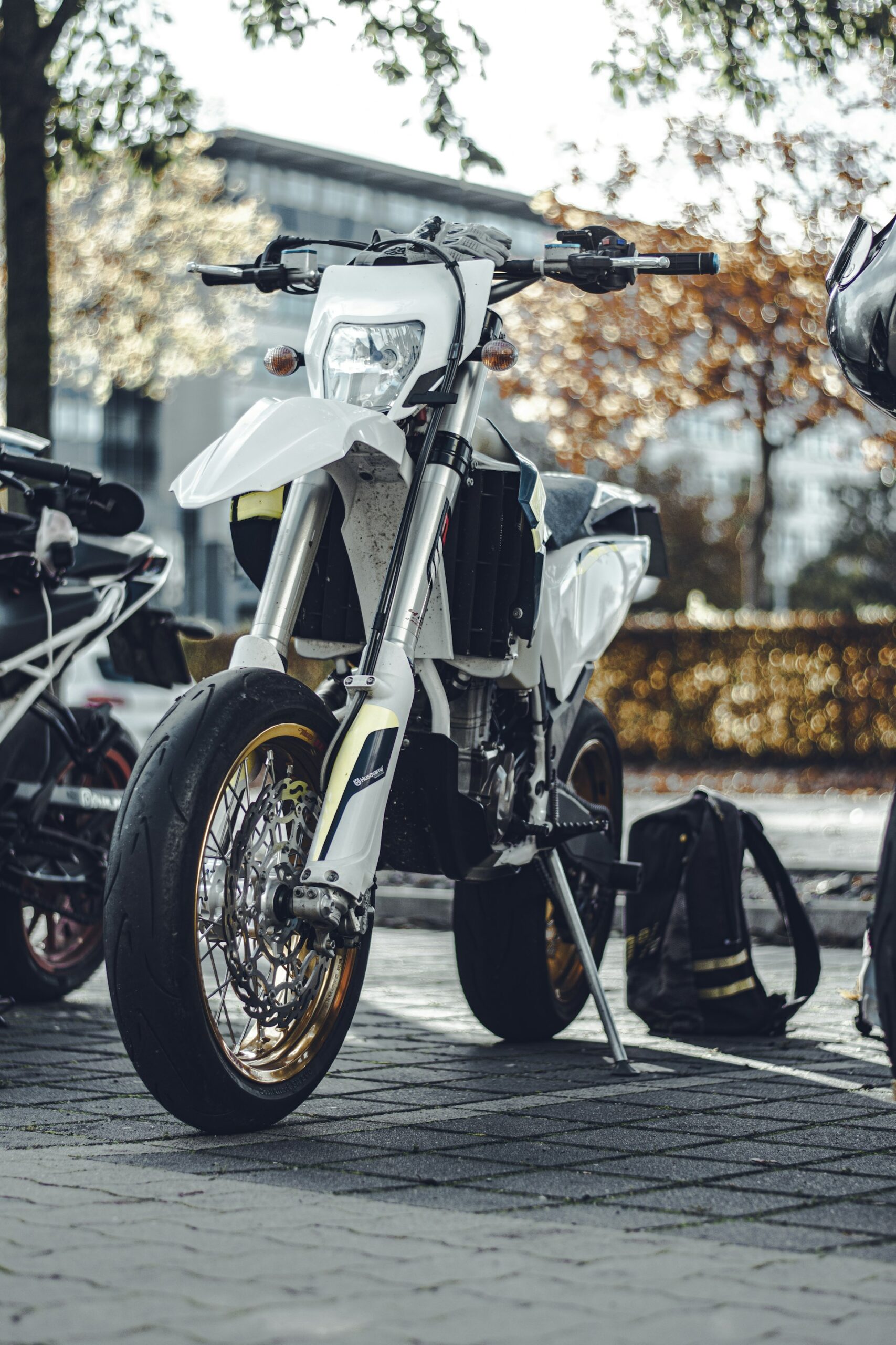 What's Next for Subscription-Based Electric Motorcycles: Opportunities, Challenges, and How to Get Started