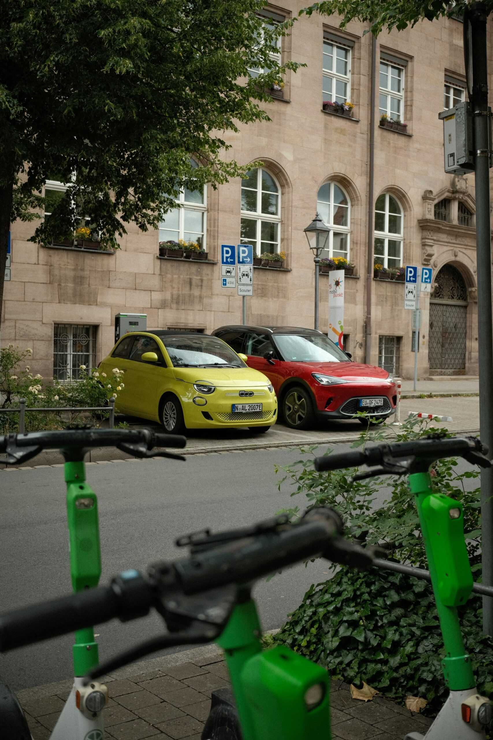 2025 Urban Electric Vehicles: Compact, Affordable, and Future-Ready